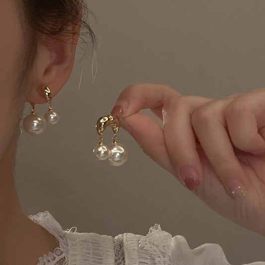 Pearl Retro Earrings