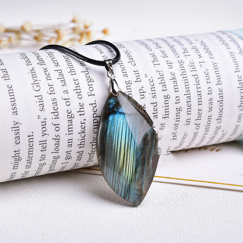Natural Elongated Moonlight Stone Pendant - Kaldas Online Shopping