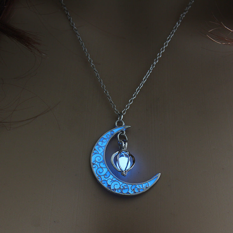 Glowing Pendant Necklaces Silver Plated Chain Necklace