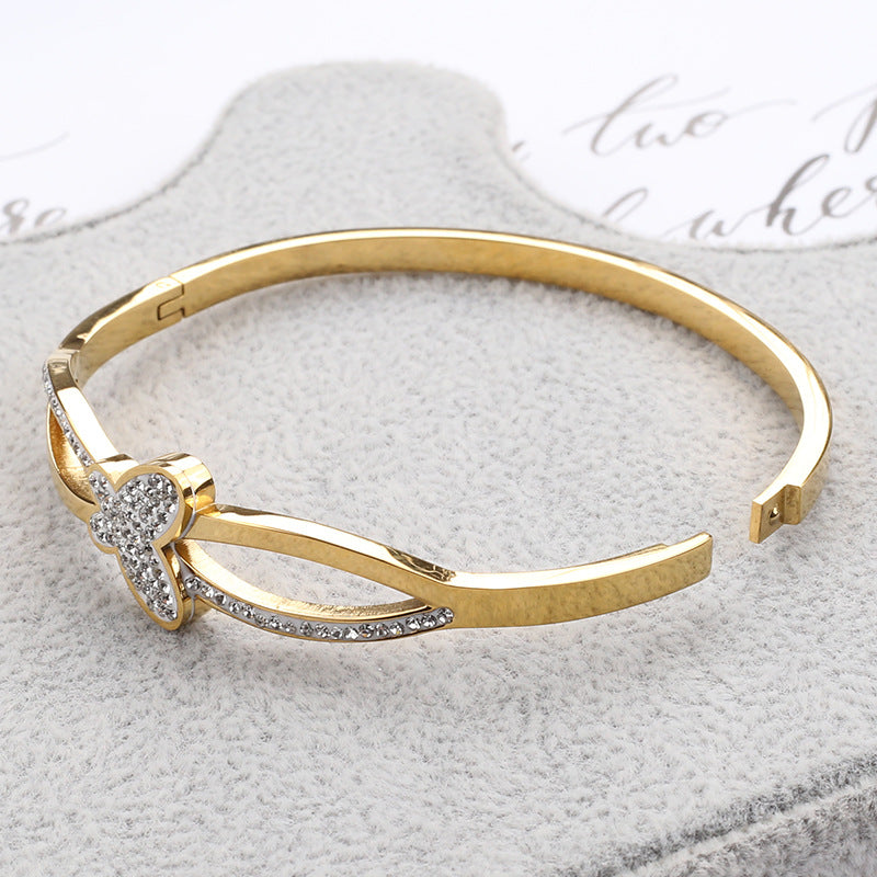 Three-dimensional Butterfly Bracelet