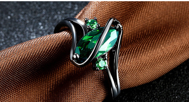 Retro Zircon Ring - Kaldas Online Shopping