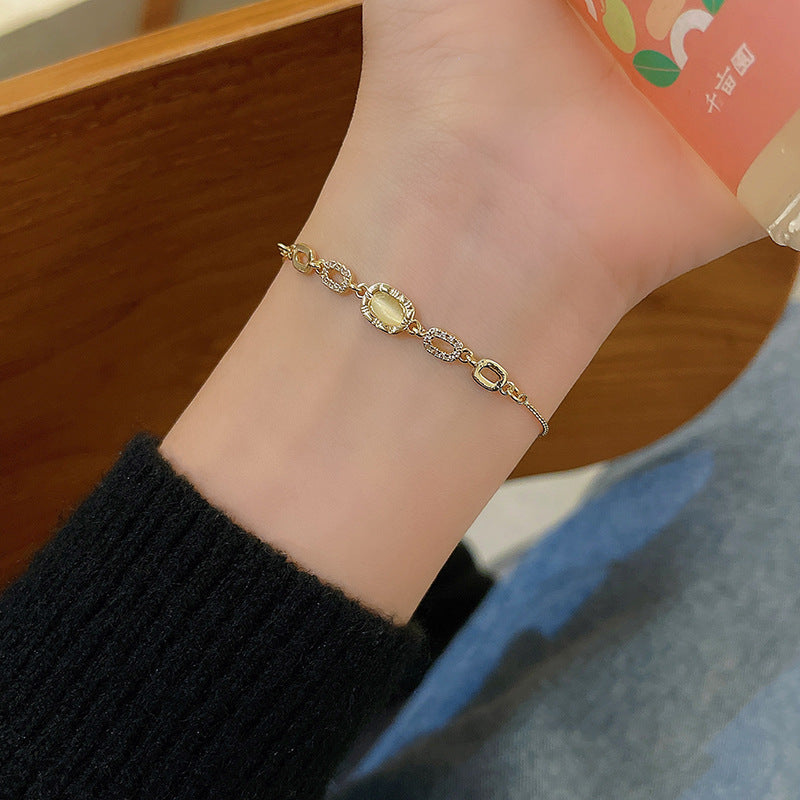 Fashionable Elegant Bracelet - Kaldas Online Shopping