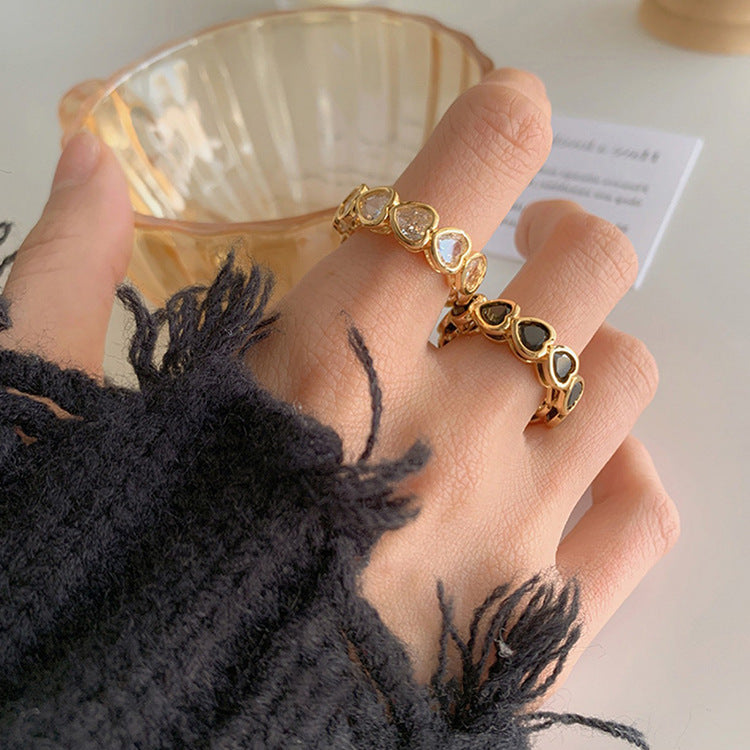 Retro Heart-shaped Zircon Ring