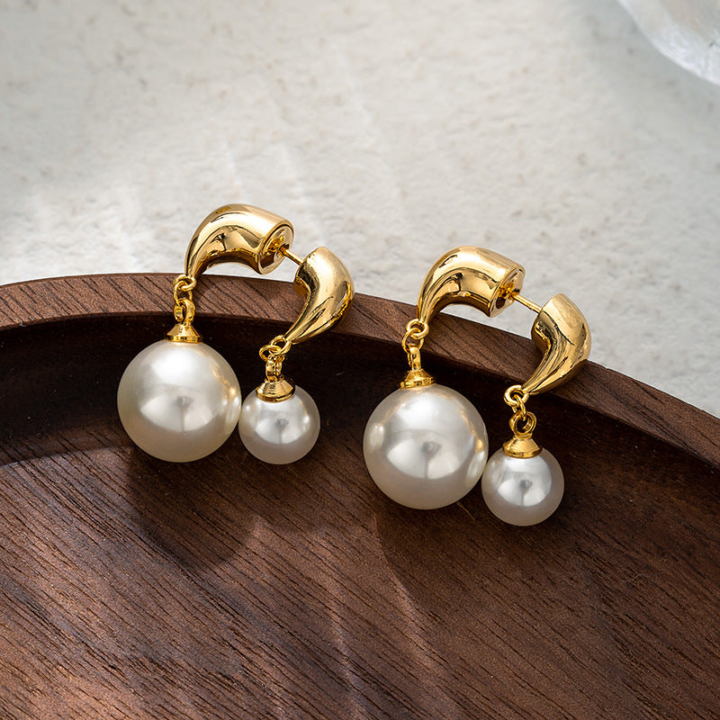 Pearl Retro Earrings