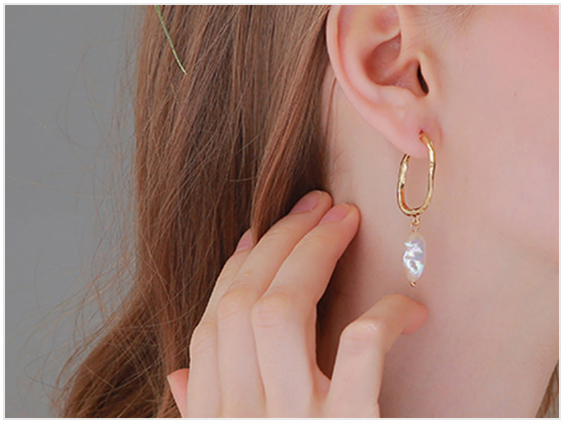 Simple pearl earrings - Kaldas Online Shopping