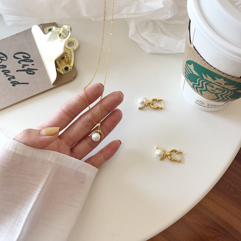 Silver Inverted J-shaped Pearl Necklace - Kaldas Online Shopping