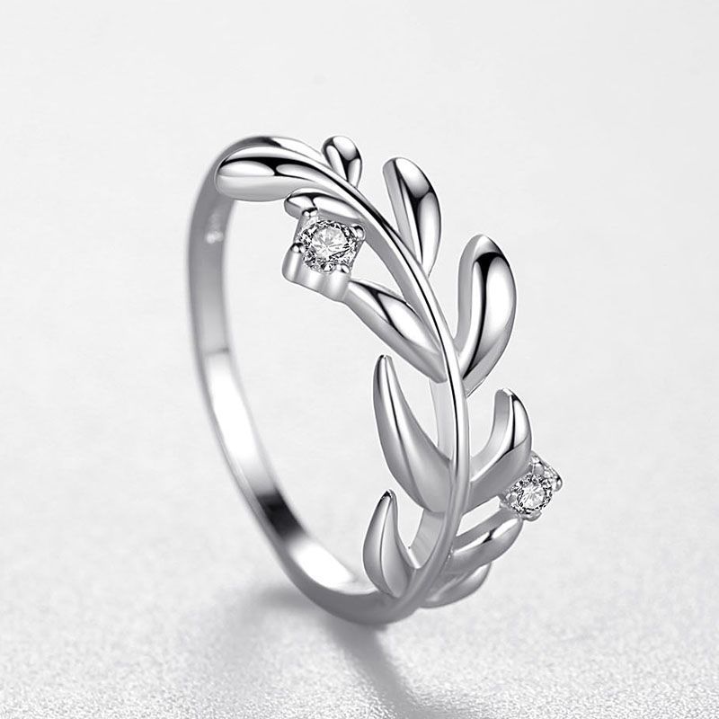 Silver Micro Diamond Leaf Ring