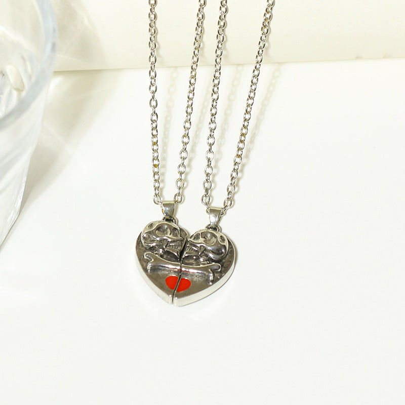 Heart-shaped Magnetic Necklace - Kaldas Online Shopping