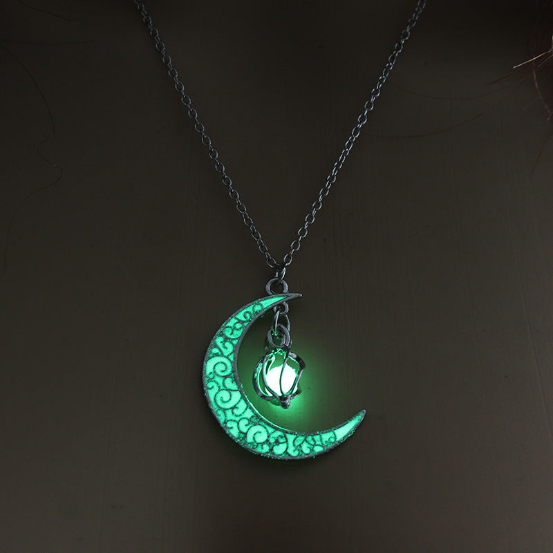 Glowing Pendant Necklaces Silver Plated Chain Necklace