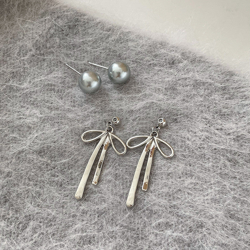 Silver Bow Pearl Earrings