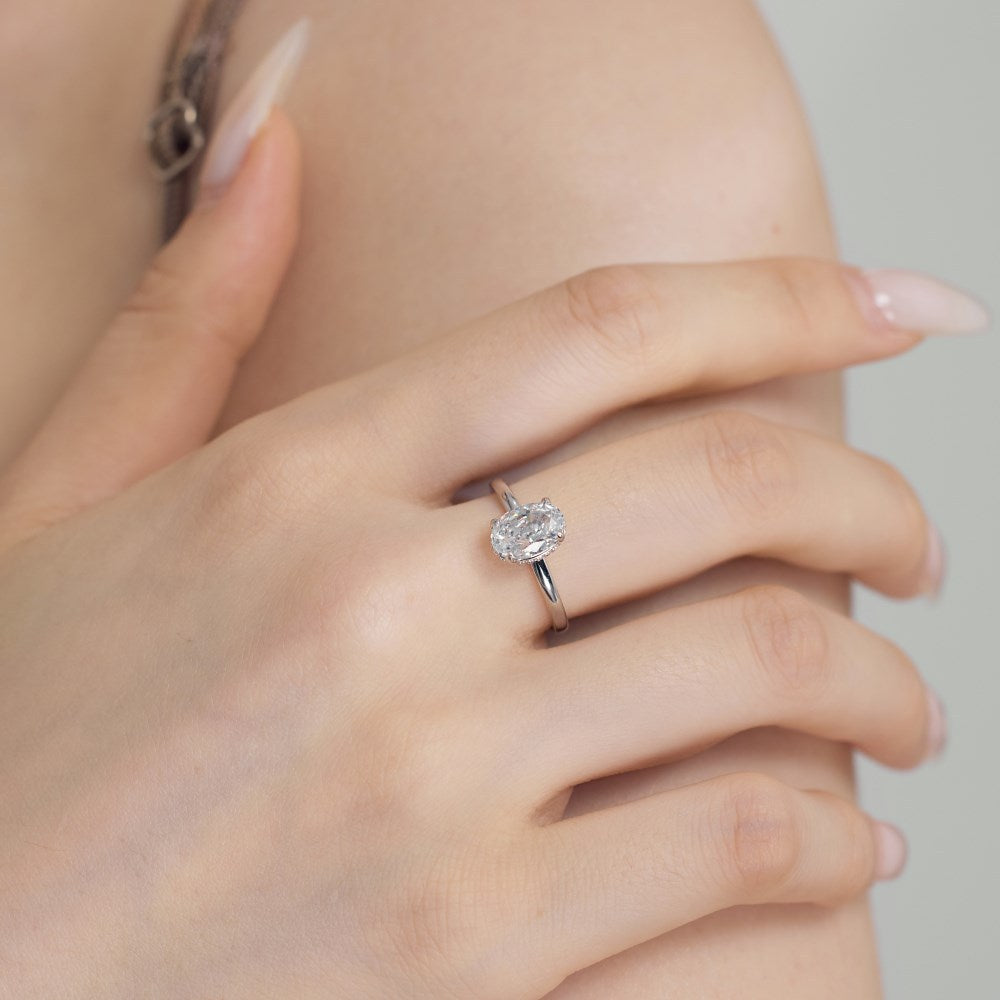 S925 Silver Oval Ice Flower Cut Zircon Ring