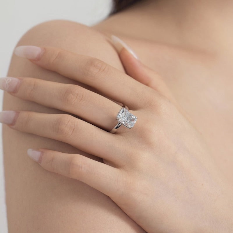 S925 Silver Rectangular Ice Flower Cut Zircon Ring