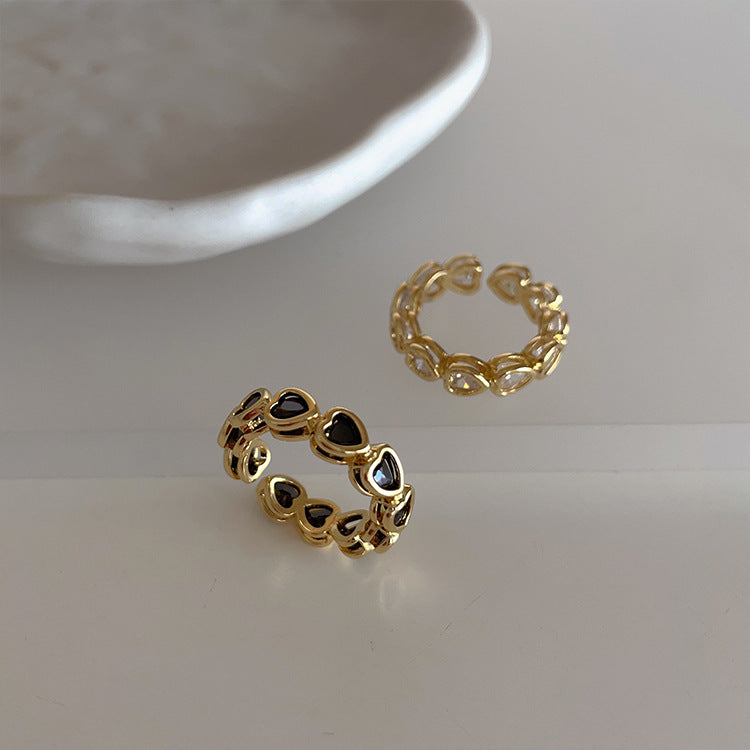 Retro Heart-shaped Zircon Ring