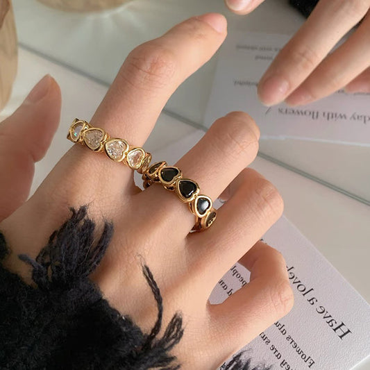 Retro Heart-shaped Zircon Ring