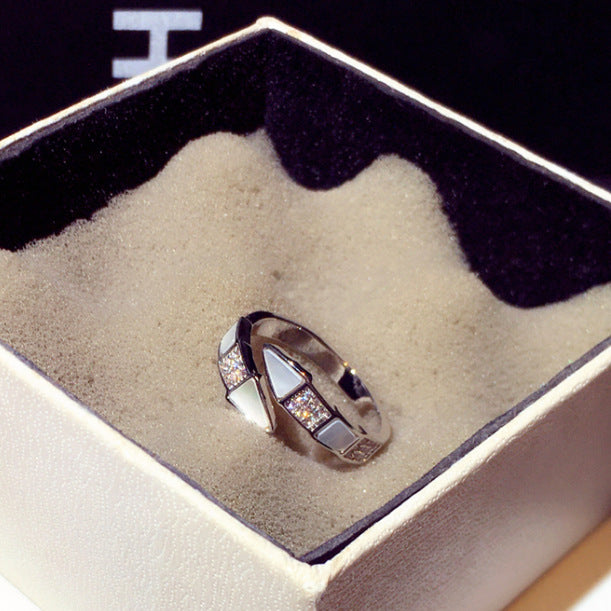 Fashion Geometry Pattern Ring