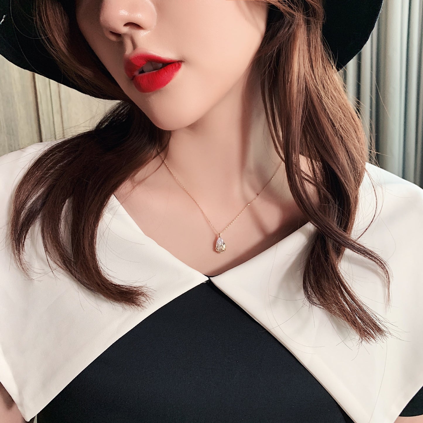 Crystal Water Drop Necklace - Kaldas Online Shopping