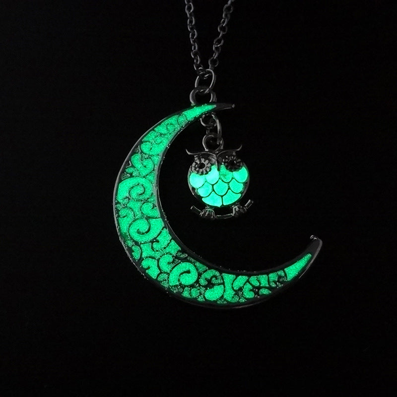 Glowing Pendant Necklaces Silver Plated Chain Necklace