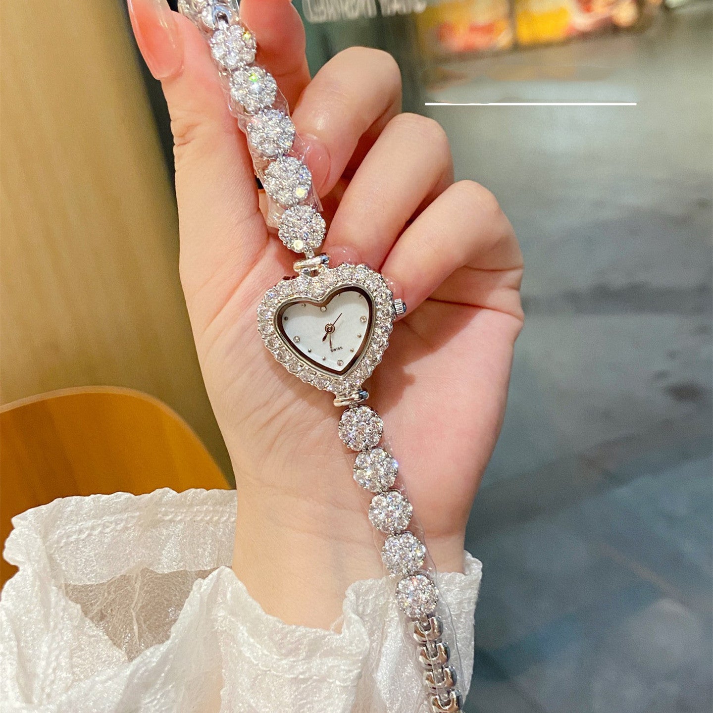 Women's Casual Diamond Fishbone Watch